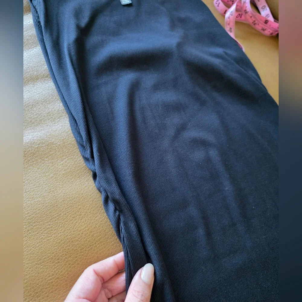 Vuori Pose Midi Tank Dress, Size Small, Black, Ribbed Midi Dress - Picture 7 of 10